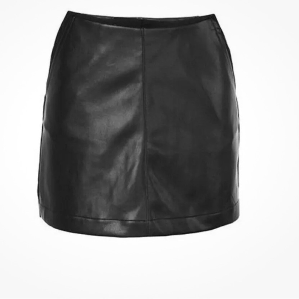 Cabi Jett Skort - Size 10